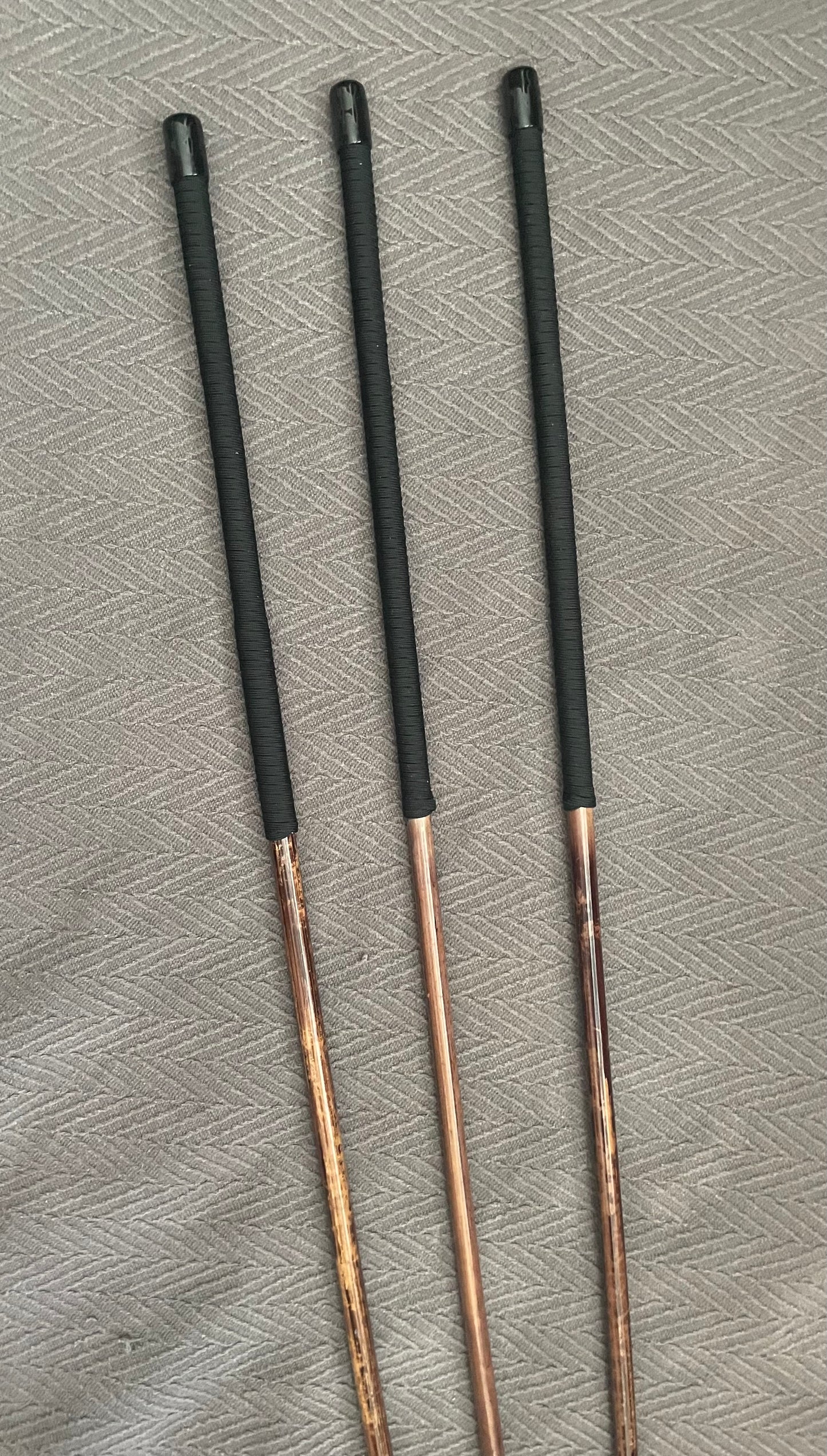 Set of 3 Knotless Smoked Dragon Canes / Ultimate No Knot Smoked Dragon Canes - 92 to 94 cms Length - Red / Black Paracord Handles - Englishvice Canes