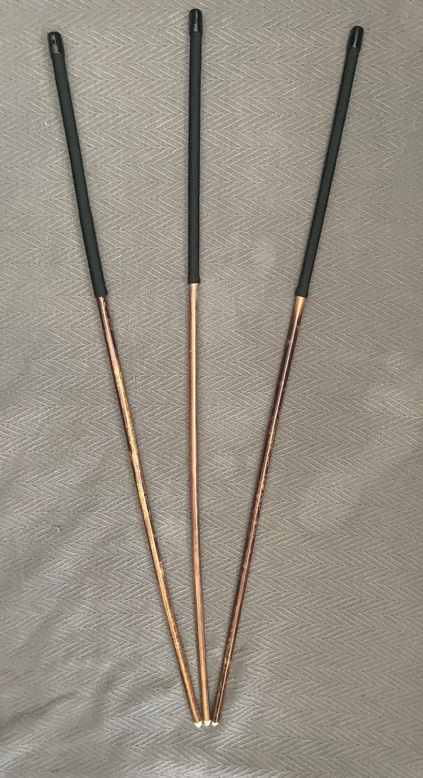 Set of 3 Knotless Smoked Dragon Canes / Ultimate No Knot Smoked Dragon Canes - 92 to 94 cms Length - Red / Black Paracord Handles - Englishvice Canes