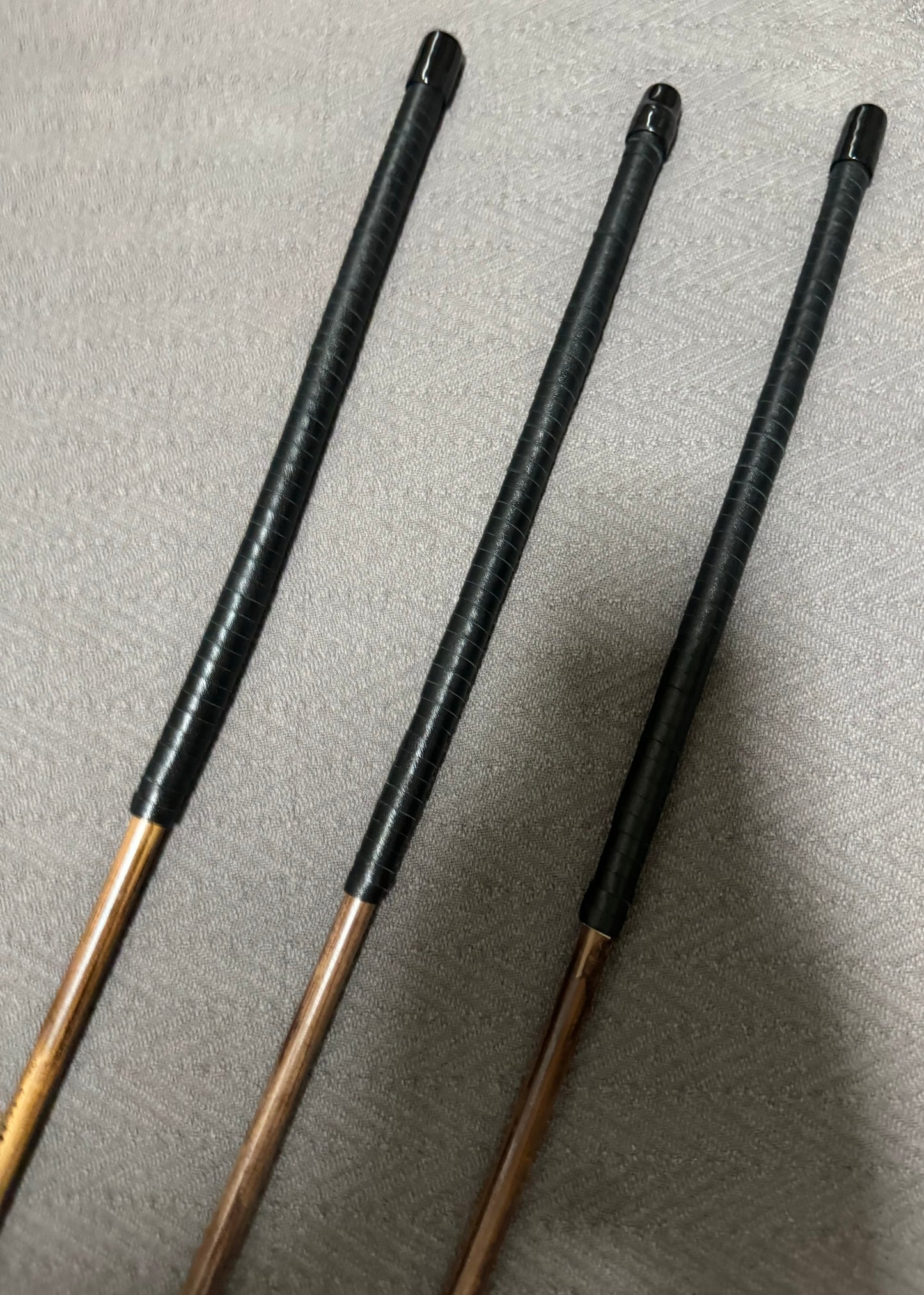 Set of 3 Knotless Smoked Dragon Canes / Ultimate No Knot Smoked Dragon Canes - 90 to 92 cms Length - Black Kangaroo Leather Handles - Englishvice Canes