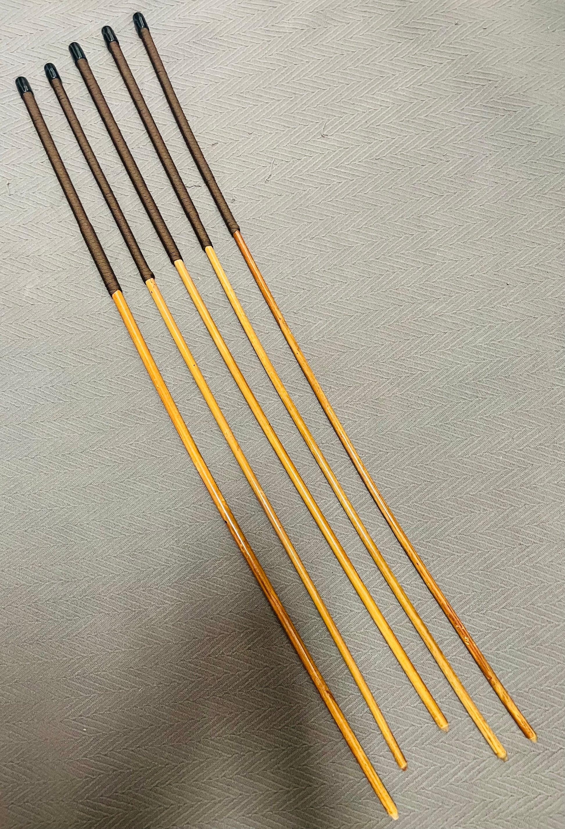 Knotless Golden / Honey Smoked Dragon Canes / Ultimate Smoked Dragon Canes Set of 5 Canes - 90 - 95 cms - Brown Paracord Handles - Englishvice Canes