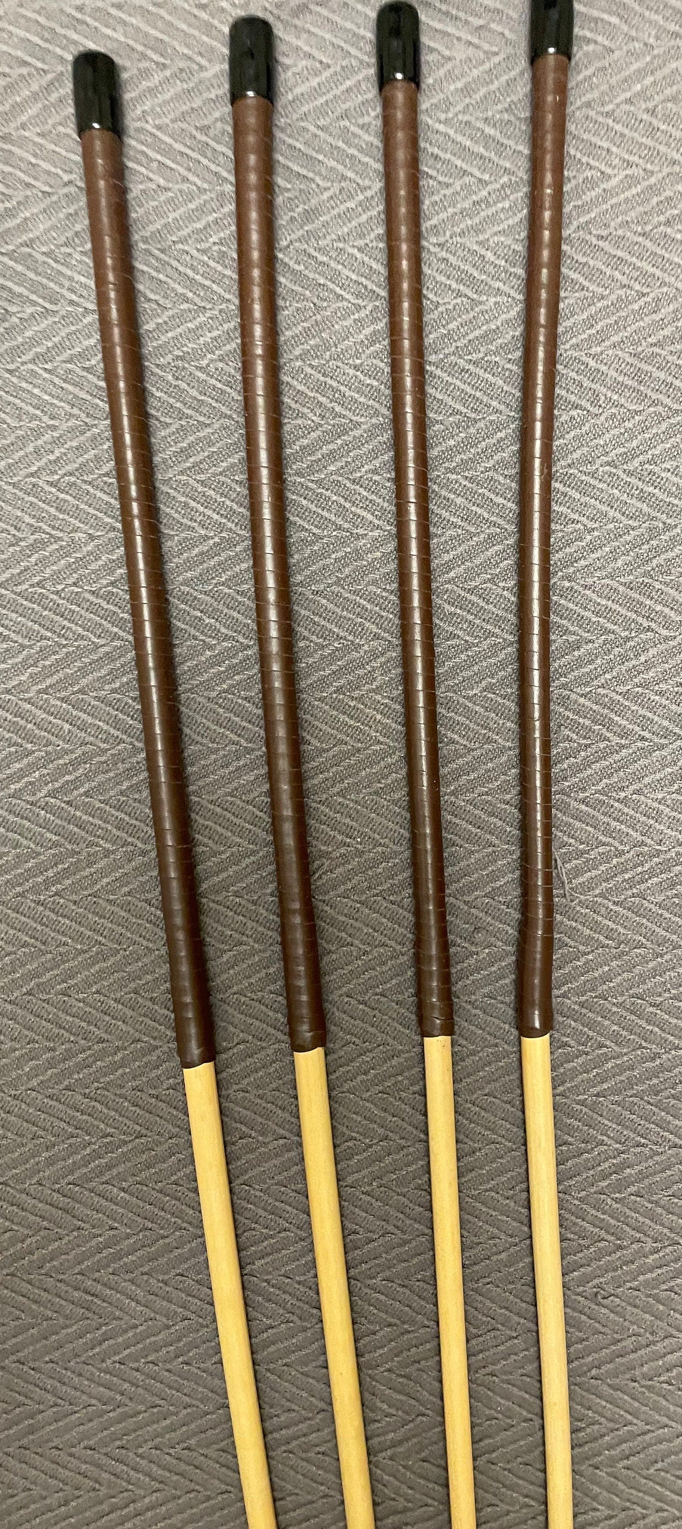 Knotless Dragon Canes / Ultimate Rattan Canes Set of 4 with Brandy Kangaroo Leather Handles 100 cms Length - Englishvice Canes