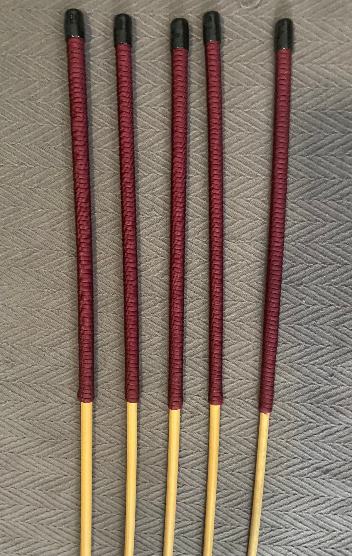 Set of 5 Knotless / No Knot Dragon Canes 95 cms Burgundy Hdl